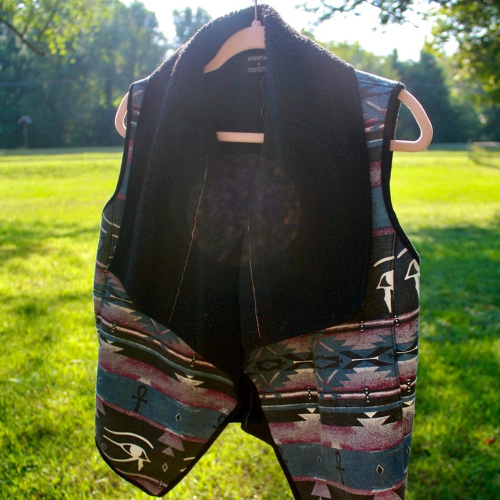 MINKPINK X UO Troubadour Sherpa Vest